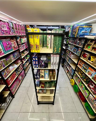 عکس فروشگاه اسباب بازی فانتزی تویز