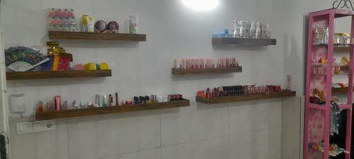 عکس لوازم آرایشی و بهداشتی الی بیوتی