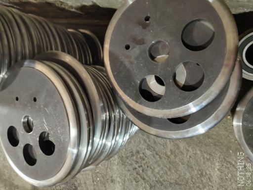 عکس تراشکاری سی ان سی مازاترول 