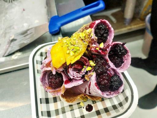 عکس بستنی رول رولک