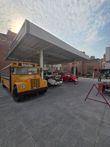 عکس موزه پمپ بنزین دروازه دولت