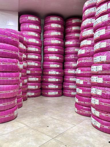 عکس لاستیک فروشی حاج بدر