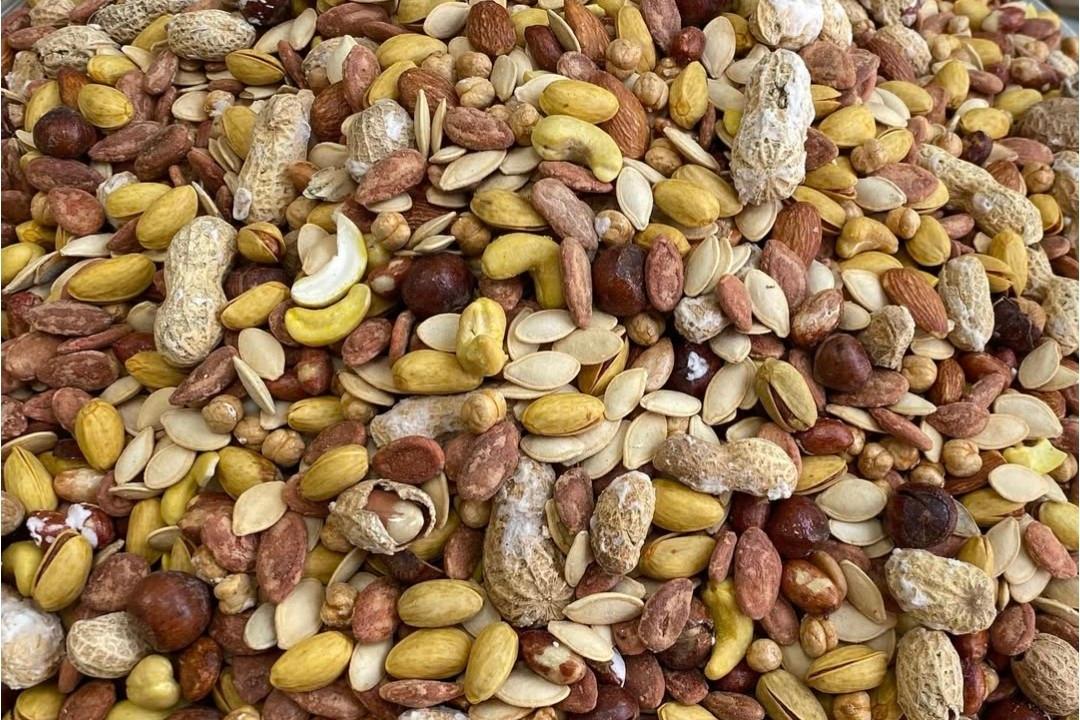 عکس پخش آجیل و خشکبار تحفه خراسان