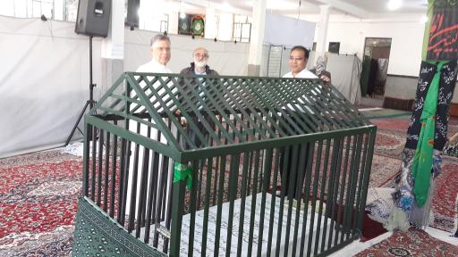 عکس مقبره آیت الله رحیمی