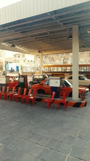 عکس موزه پمپ بنزین دروازه دولت