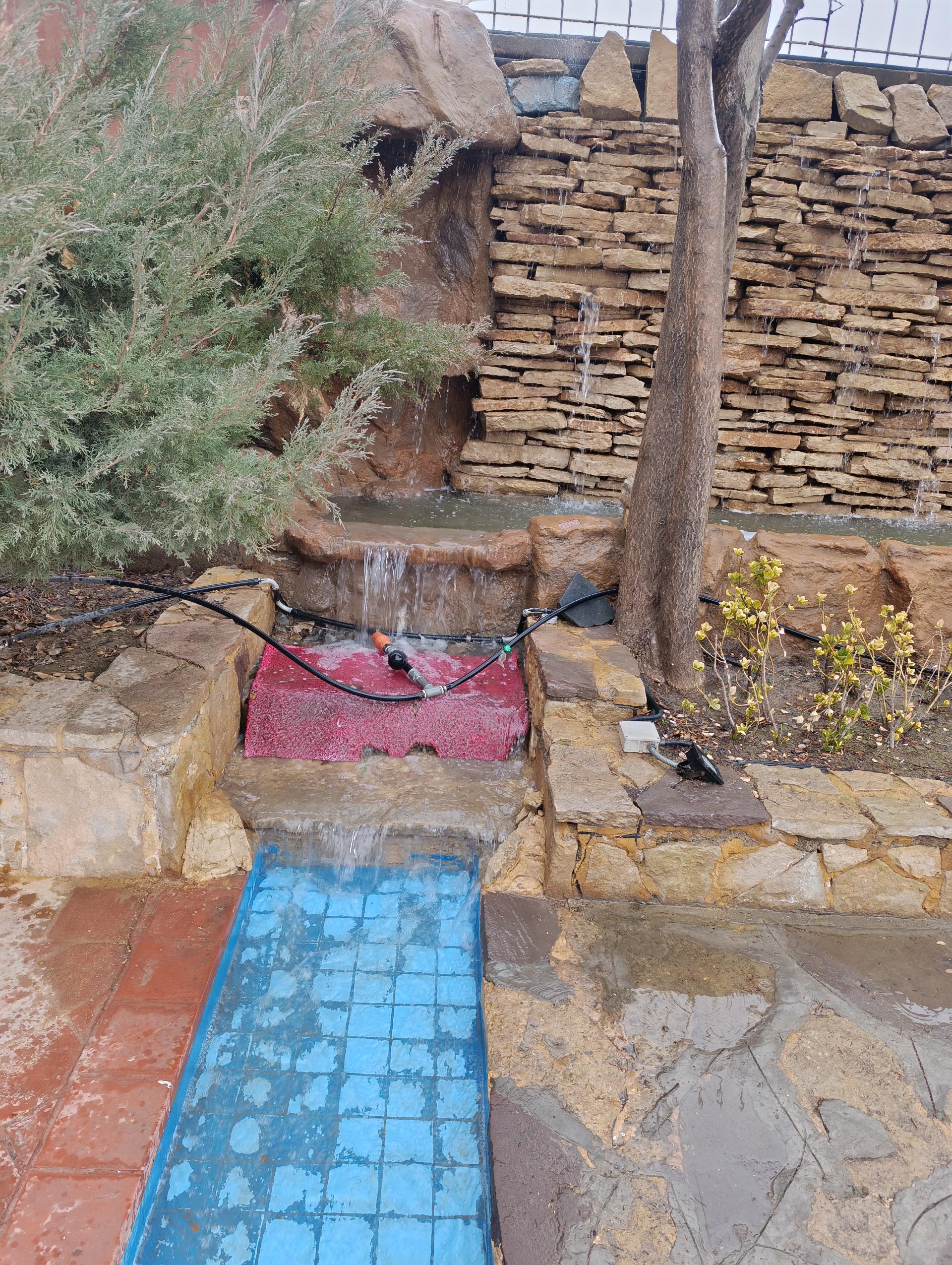 عکس عمارت سراج