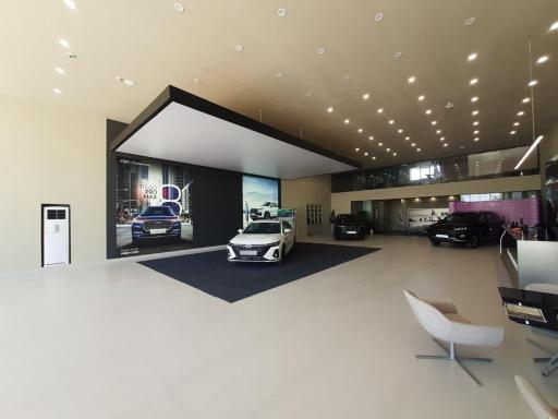 عکس نمایندگی 381 مدیران خودرو عابدزاده (فونیکس)