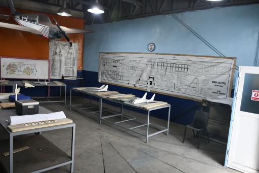 عکس هنرستان هوانوردی مجمع صنعت