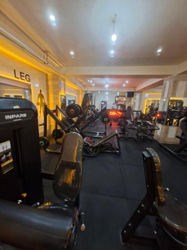 عکس باشگاه بدنسازی زئوس