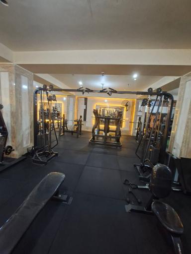 عکس باشگاه بدنسازی زئوس
