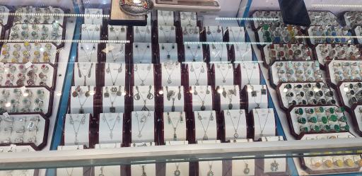 عکس بدلیجات و نقره جات و عطر حسینی