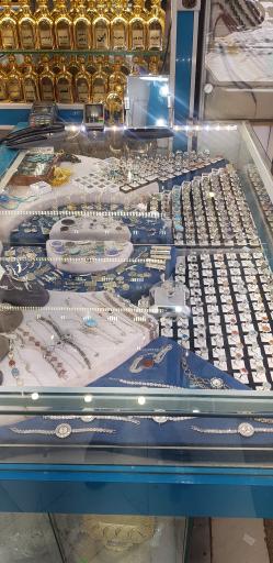 عکس بدلیجات و نقره جات و عطر حسینی