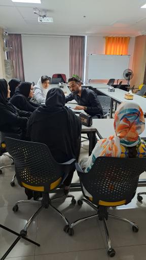 عکس آموزشگاه فنی و حرفه ای ایلیاسیستم