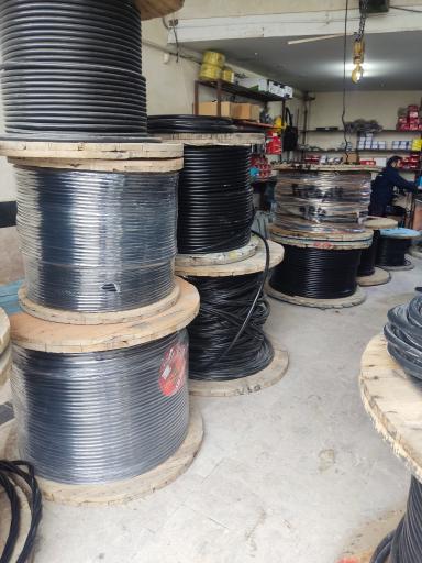 عکس نیرو صنعت مازند تجهیزات برق