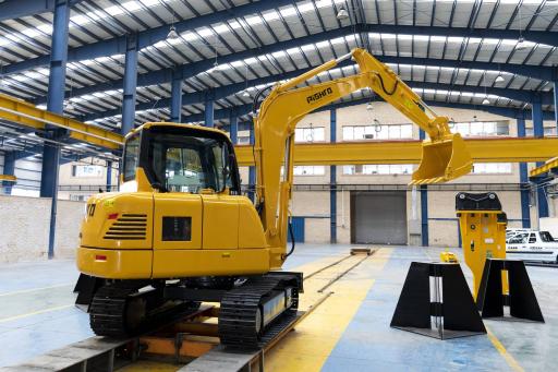 عکس شرکت پیشرو ماشین آپادانا