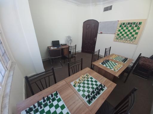 عکس باشگاه شطرنج ذهن برتر