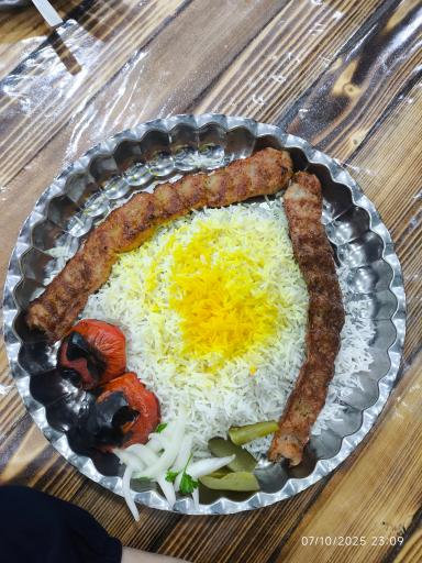 عکس تهیه غذای قادی