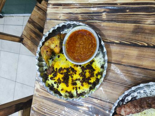 عکس تهیه غذای قادی