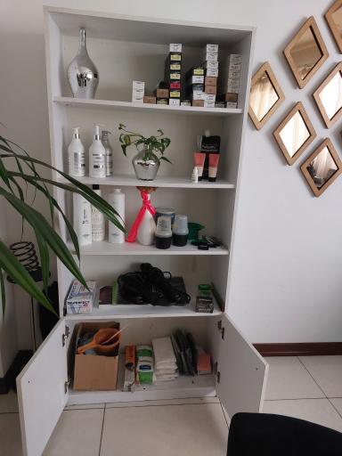 عکس آرایشگاه جولی هیر