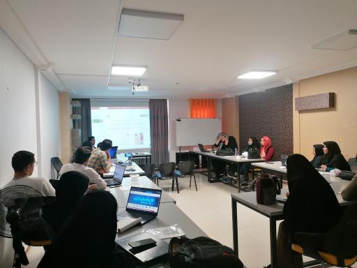 عکس آموزشگاه فنی و حرفه ای ایلیاسیستم