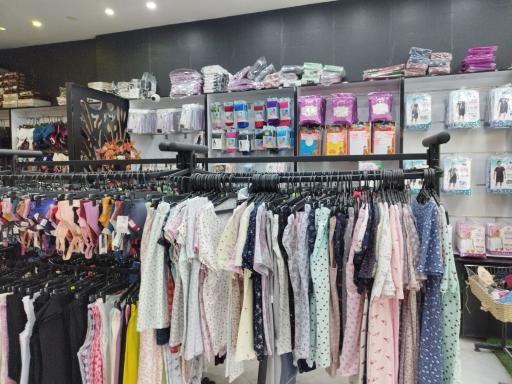 عکس فروشگاه زیروتن روتن 