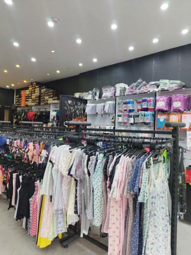 عکس فروشگاه زیروتن روتن 