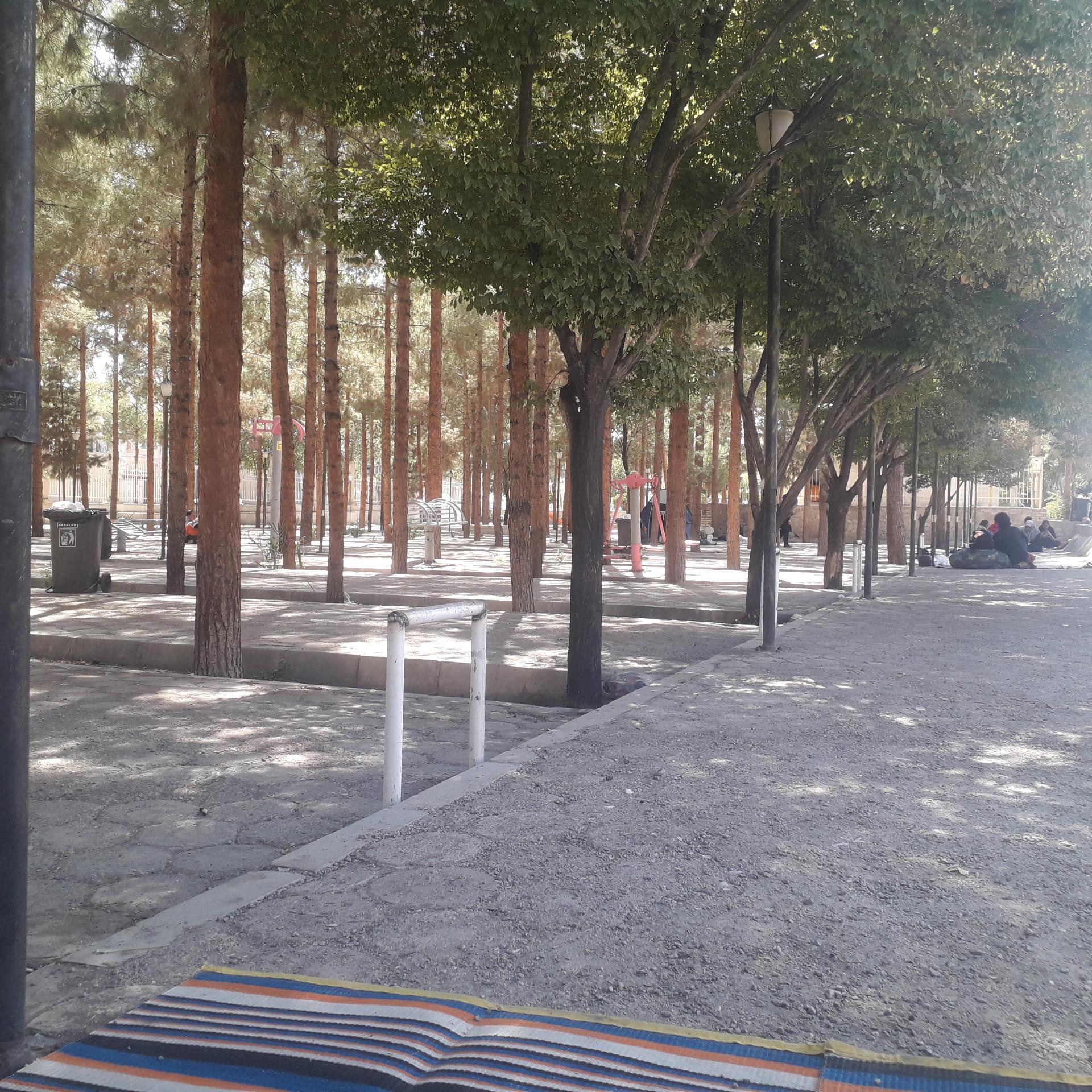 عکس بوستان امامزاده