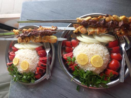 عکس نان داغ کباب داغ شاره زور (اشکان)