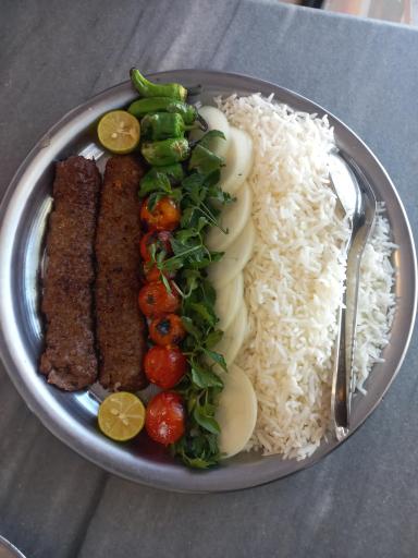 عکس نان داغ کباب داغ شاره زور (اشکان)