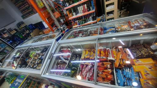 عکس هایپرمارکت یاران دریان اولوس