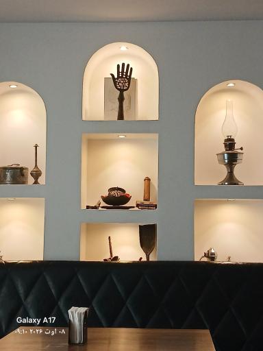 عکس کافه و رستوران هیچ