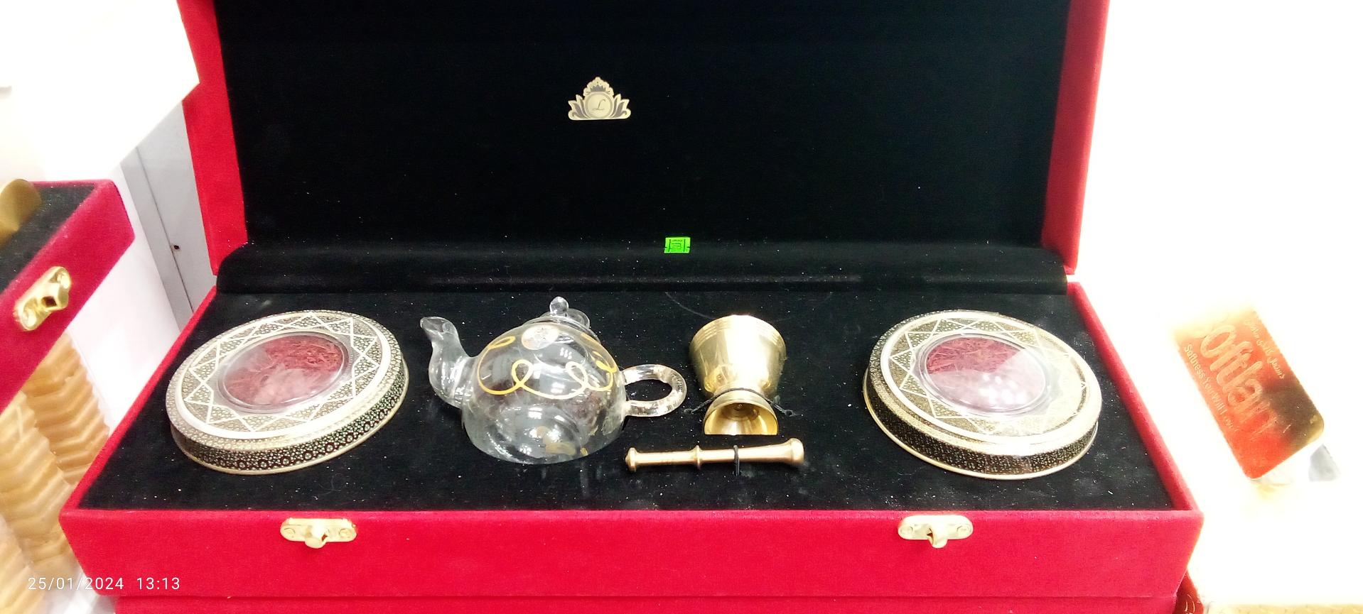 عکس قنادی نامدار یزدی