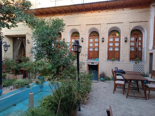 عکس عمارت سران