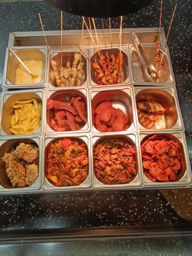 عکس فست فود سلف سرویس نامحدود فود هانتر