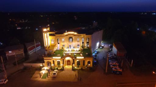 عکس رستوران دلدوست