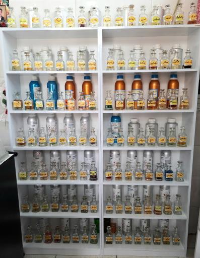 عکس عطر هالیدی شعبه یک