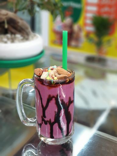عکس آبمیوه و بستنی تو