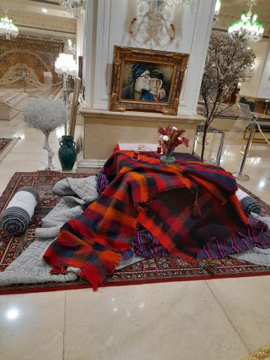 عکس مجتمع تجاری و اداری ایران زمین