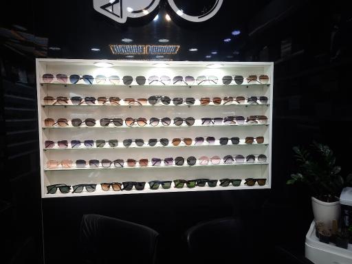 عکس عینک آریا