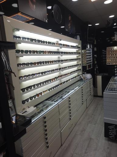 عکس عینک آریا