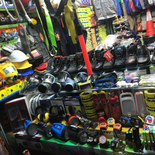 عکس فروشگاه رنگ و ابزار محمدی