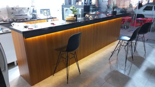 عکس کافه قهوه و صبحانه دا