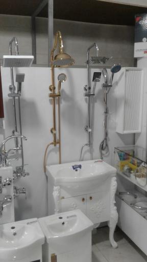 عکس لوازم ساختمانی و بهداشتی قائم