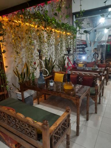 عکس کافه کبابی روبی