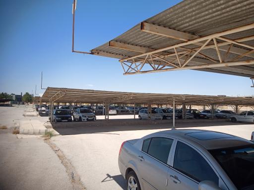 عکس پارکینگ کوروش ۳ دانشجویان