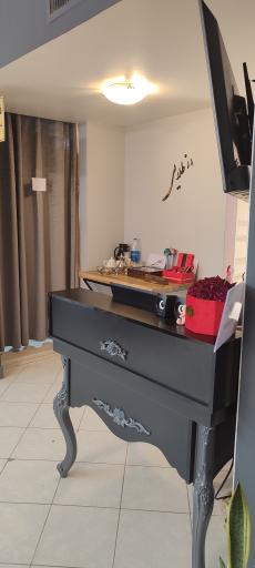 عکس سالن زیبایی رز طلایی 