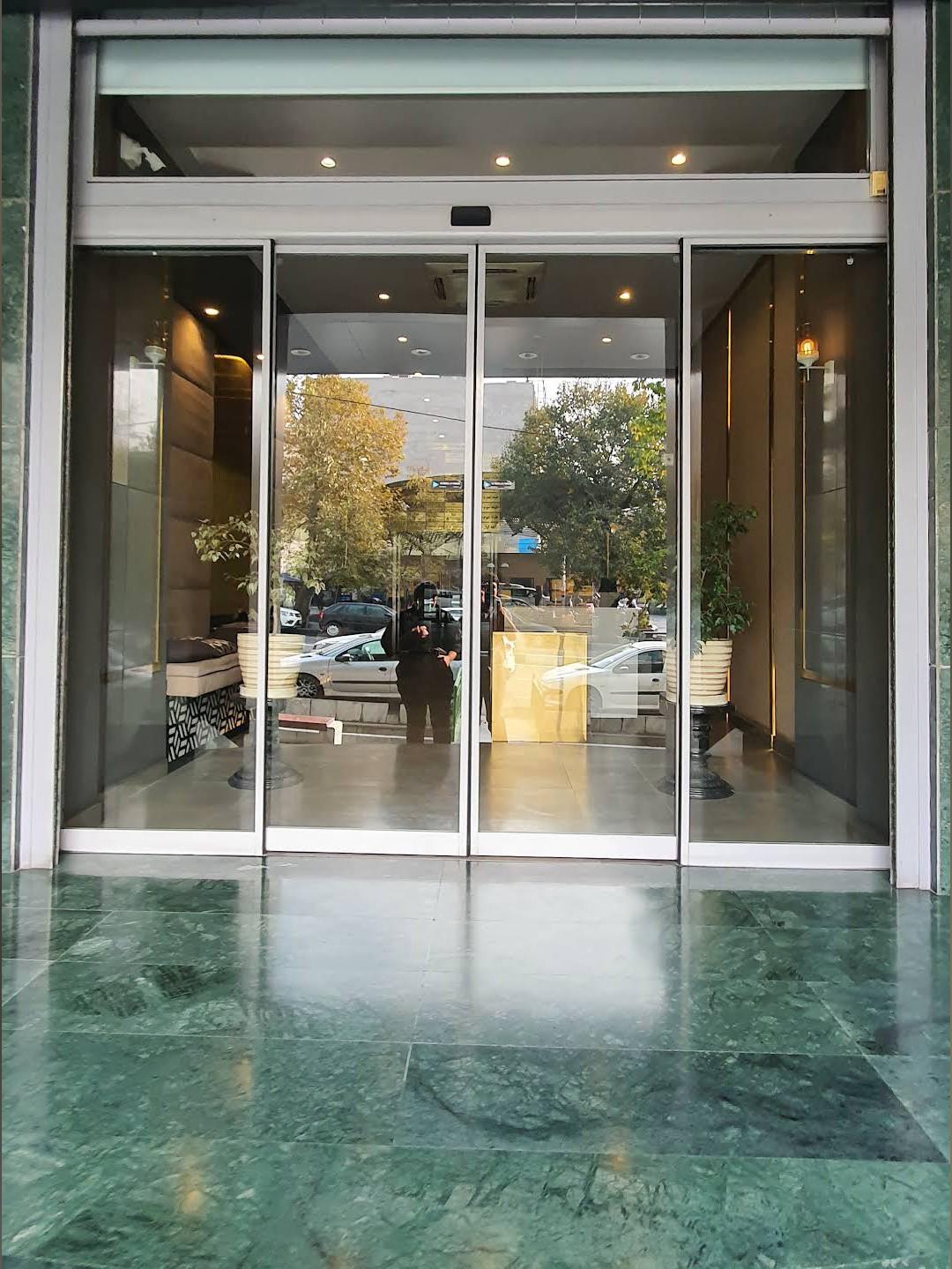 عکس مؤسسه مهاجرتی شادا