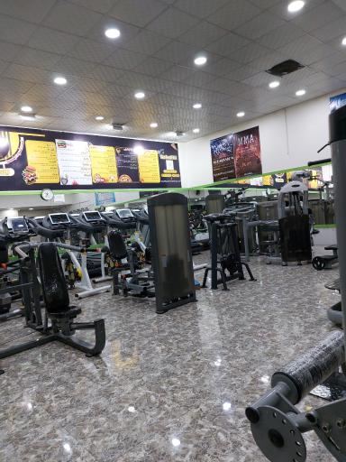 عکس باشگاه بدنسازی آتانا