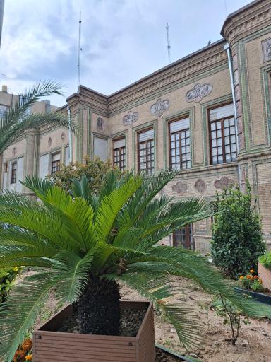 عکس بیمارستان موقوفه فاضل عراقی