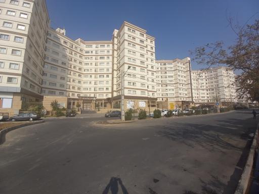 عکس برج تجاری مسکونی عرش یاس